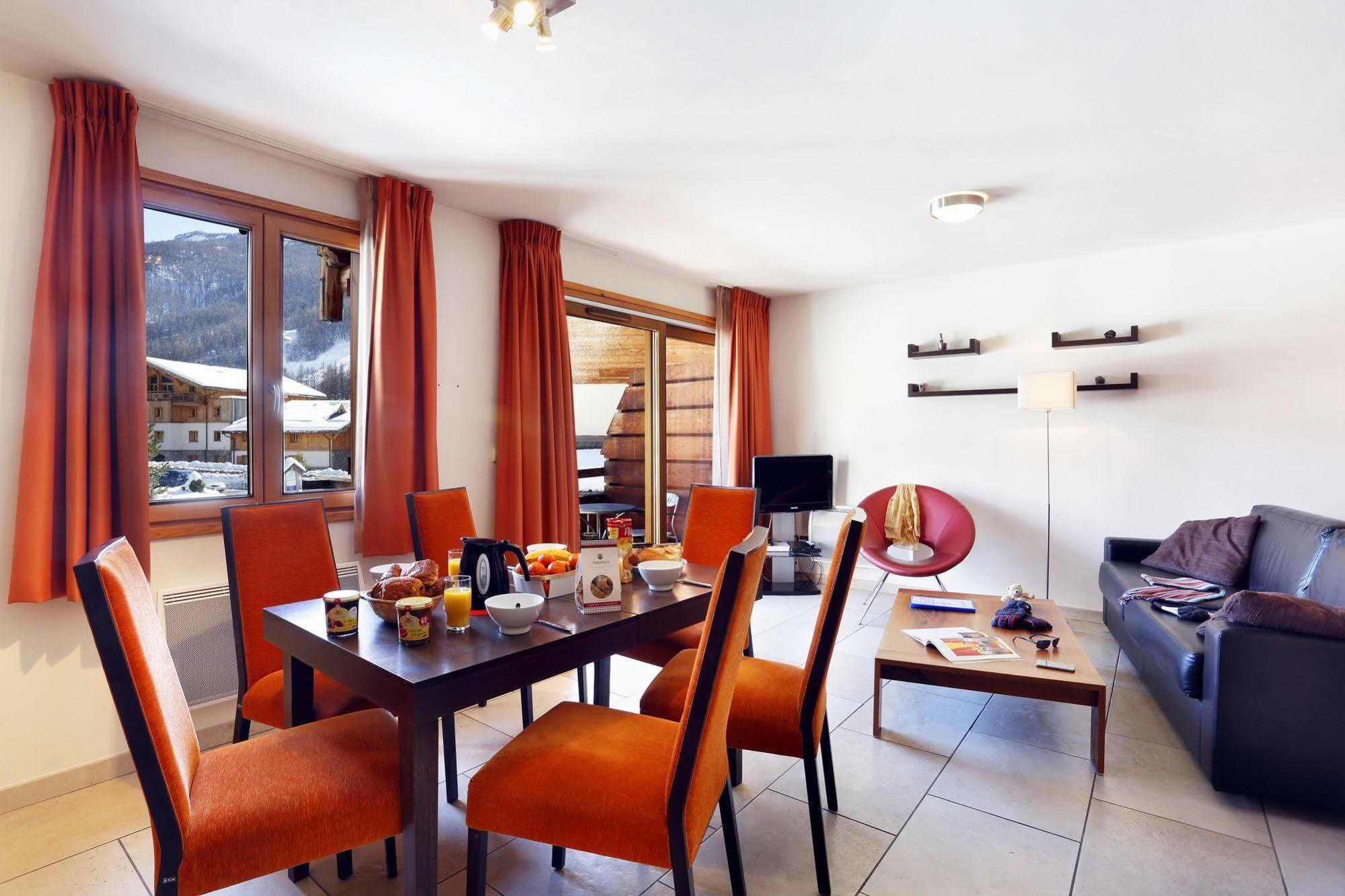 Residence Nemea L'Adret Saint-Chaffrey Ngoại thất bức ảnh