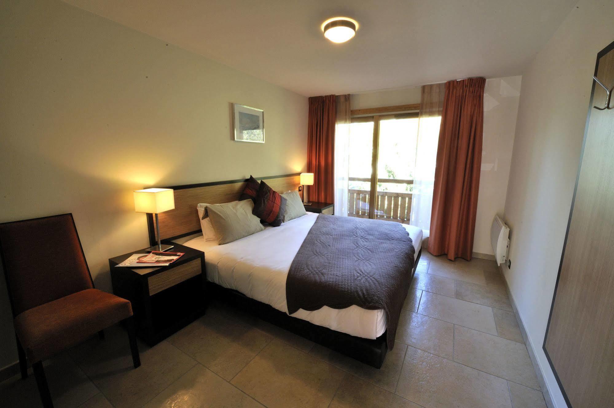 Residence Nemea L'Adret Saint-Chaffrey Ngoại thất bức ảnh