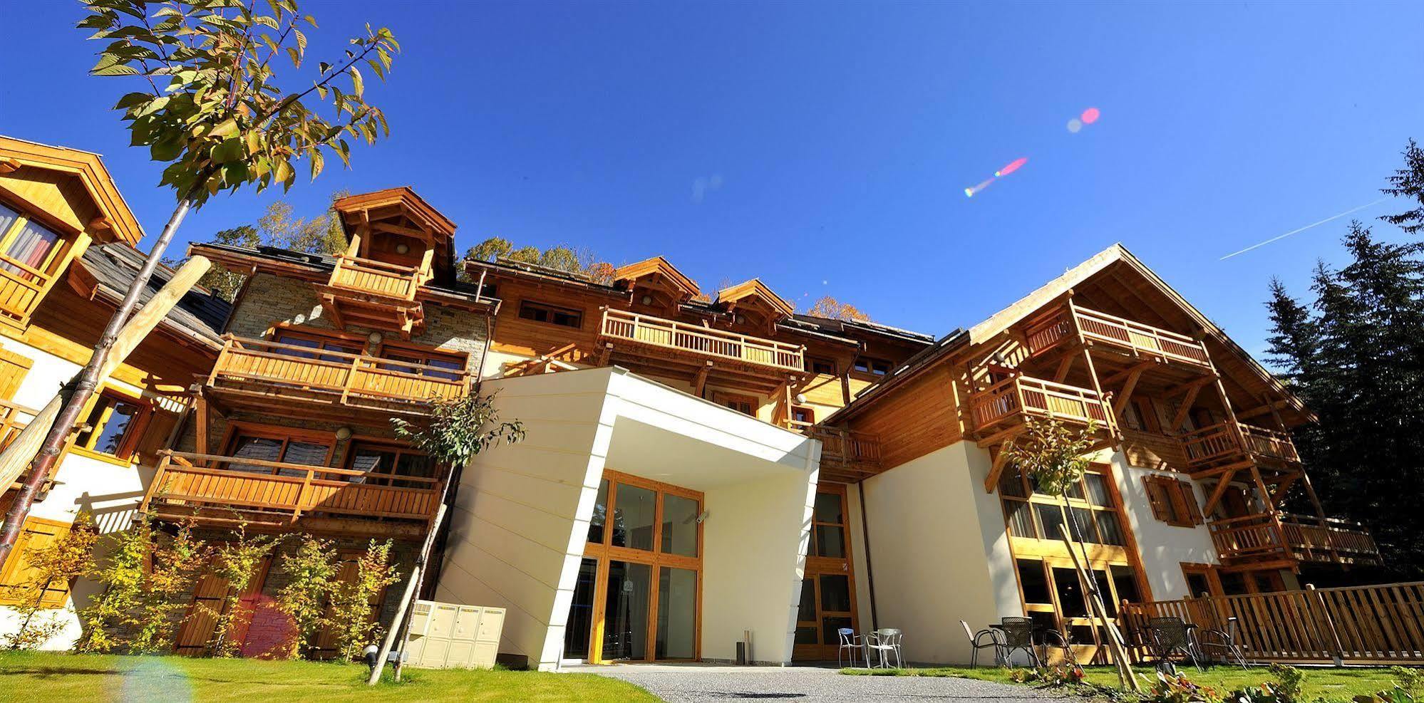 Residence Nemea L'Adret Saint-Chaffrey Ngoại thất bức ảnh